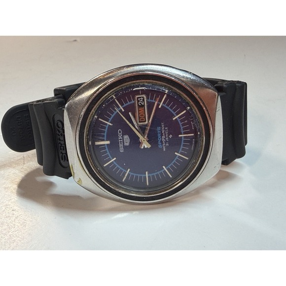 Seiko Other - Vintage Seiko 5 Sports 6119-8450 Automatic Blue Dial 21J Runs Original New Strap